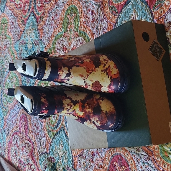 NWT! Muck Boot Company Liberty Boots women's size8! - Picture 5 of 5